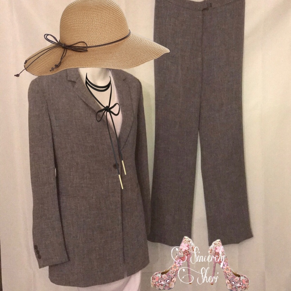 New Jackie Jon 2 Piece Gray Set Size 10